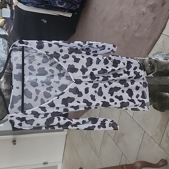 SHEIN Other - *****SOLD*****Swimsuit Cover up